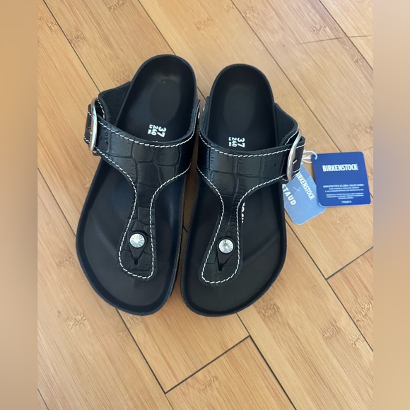 STAUD x Birkenstock Gizeh Sandals | NWT | 37 (size 6W) - Picture 4 of 4